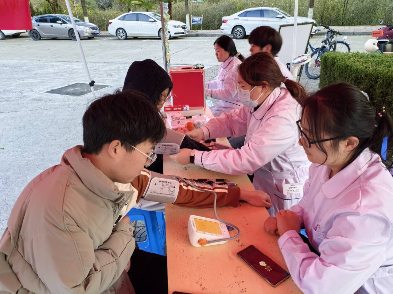 在全校掀起劳动pg电子冰雪大冲关宣布
